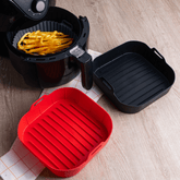 Forma de Silicone para Air Fryer Preta 20cm - Ela Decora